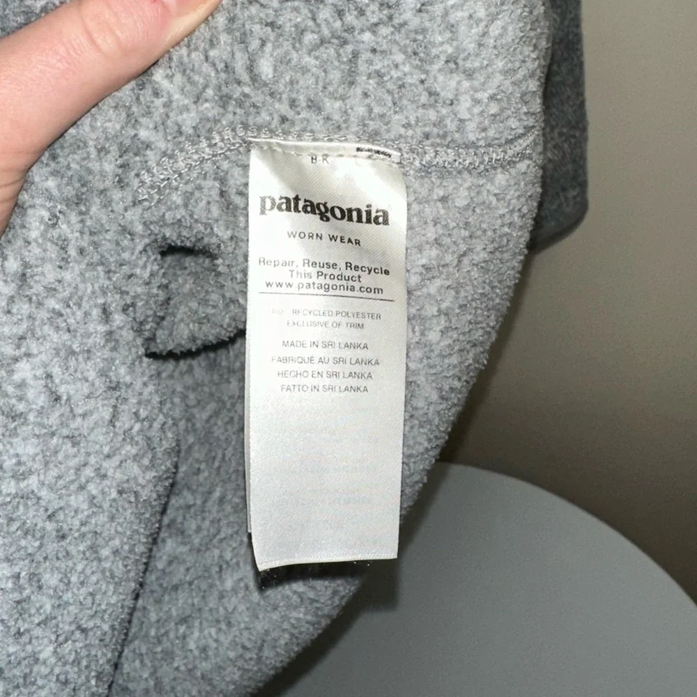 Women’s Small Gray Patagonia Fleece - Picture 9 of 12